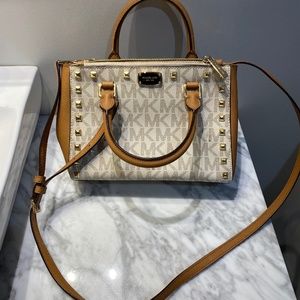 Michael Kors Crossbody